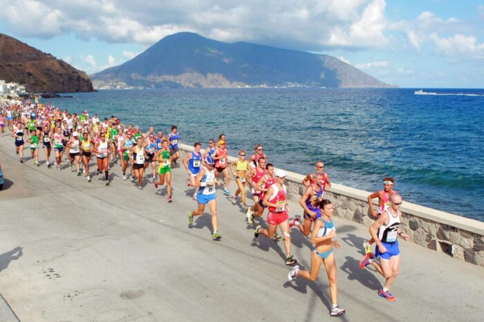 Lo speciale sul “Giro Podistico a Tappe delle Isole Eolie” su Onda TV