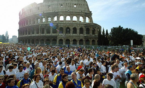 Oltre 14.000 al via della Maratona di Roma 