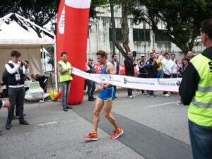 1. ARRIVO GIOVANNI SOFFIETTO (vincitore maratona)