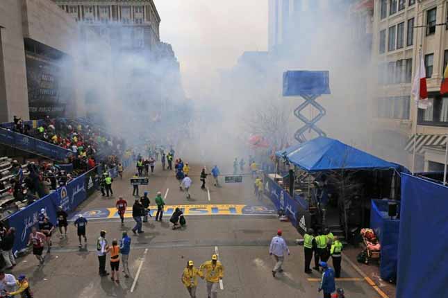Maratona di Boston, due esplosioni all’arrivo