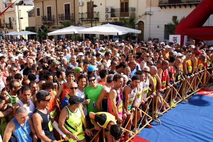 Maratonina di Terrasini: Lyazali e Curzi prenotano la vittoria